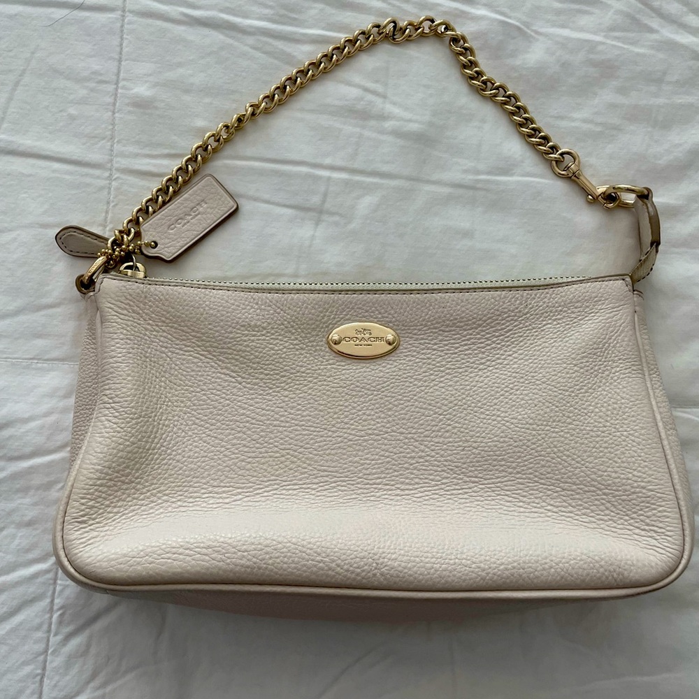Ivory Chain Coach Shoulder Bag